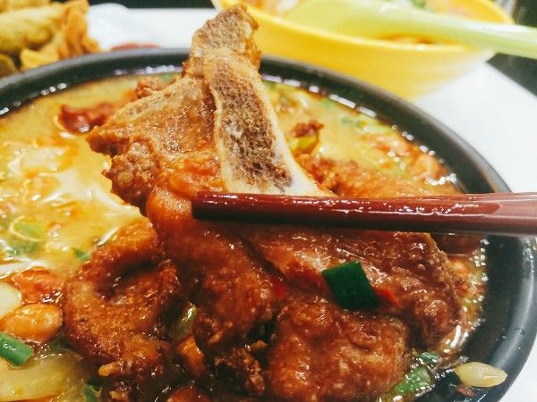 从香港去深圳吃饭,从香港过来布吉吃炒粉