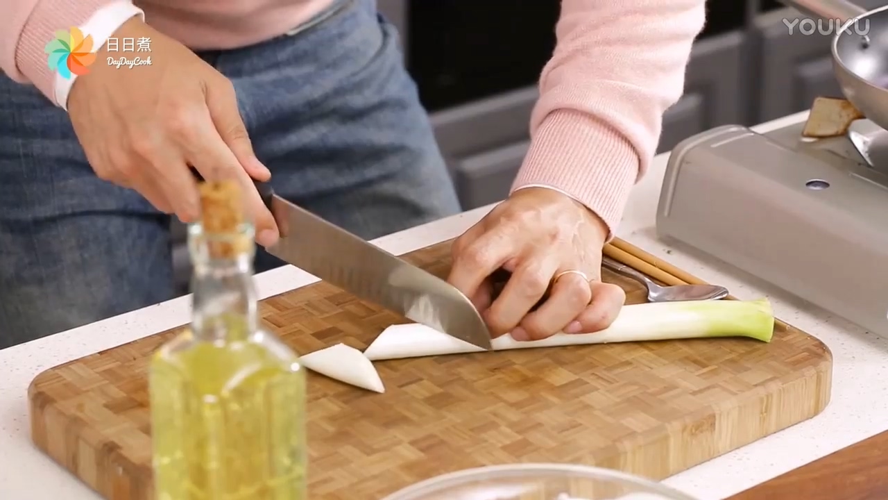 张亮参加的厨艺综艺节目,张亮厨艺中餐厅