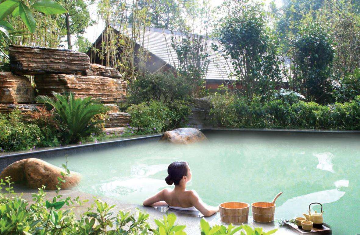 娌冲崡娓╂硥搴﹀亣鏉戞帓鍚嶆鍛ㄨ竟,娌冲崡鍝噷鐨勬俯娉夋槸瀹跺涵寮忕殑