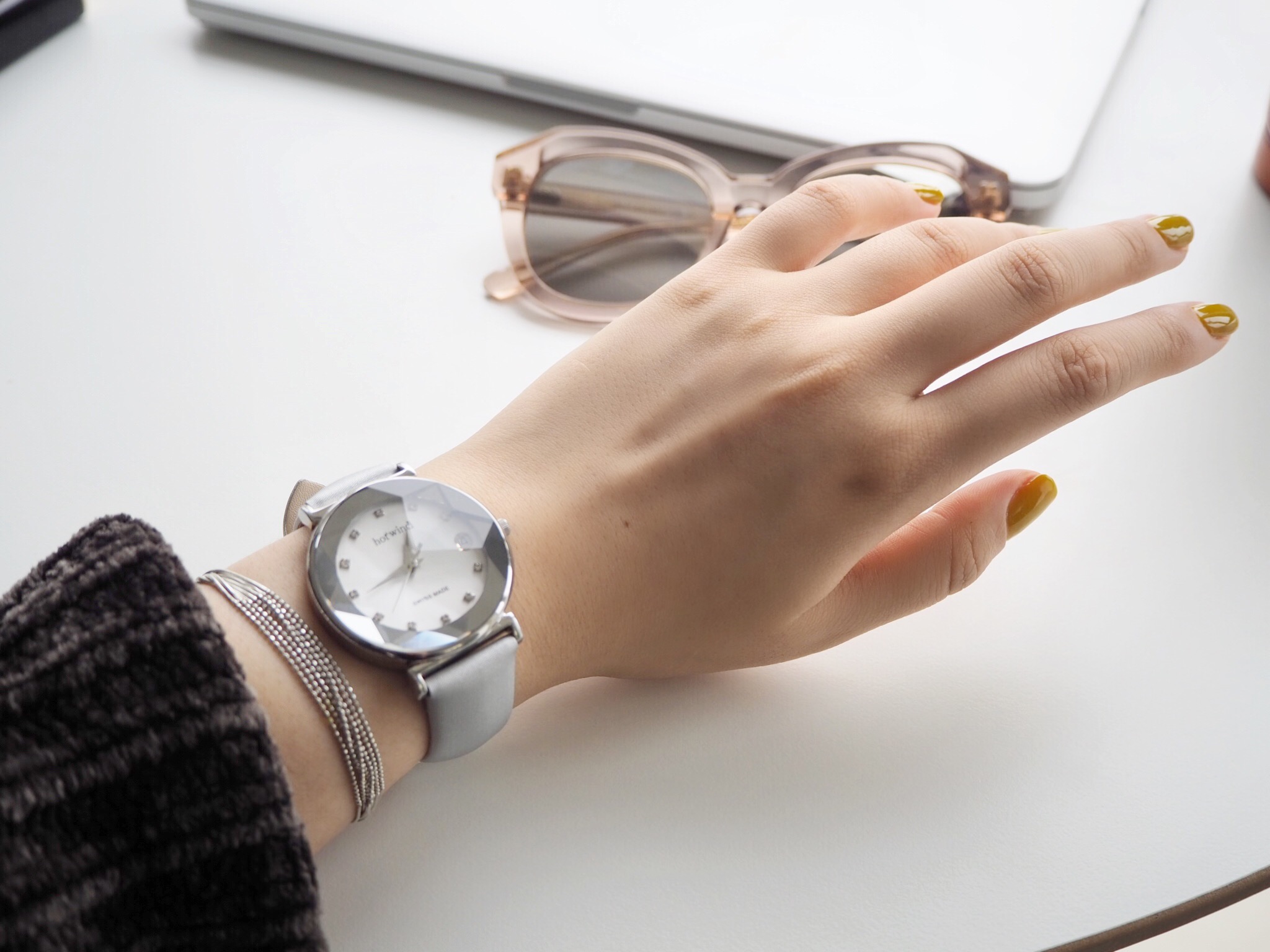 瑞士轻奢腕表 (瑞士高级腕表)