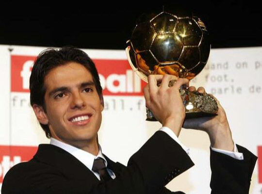 卡卡追风少年现状,卡卡退役真实原因