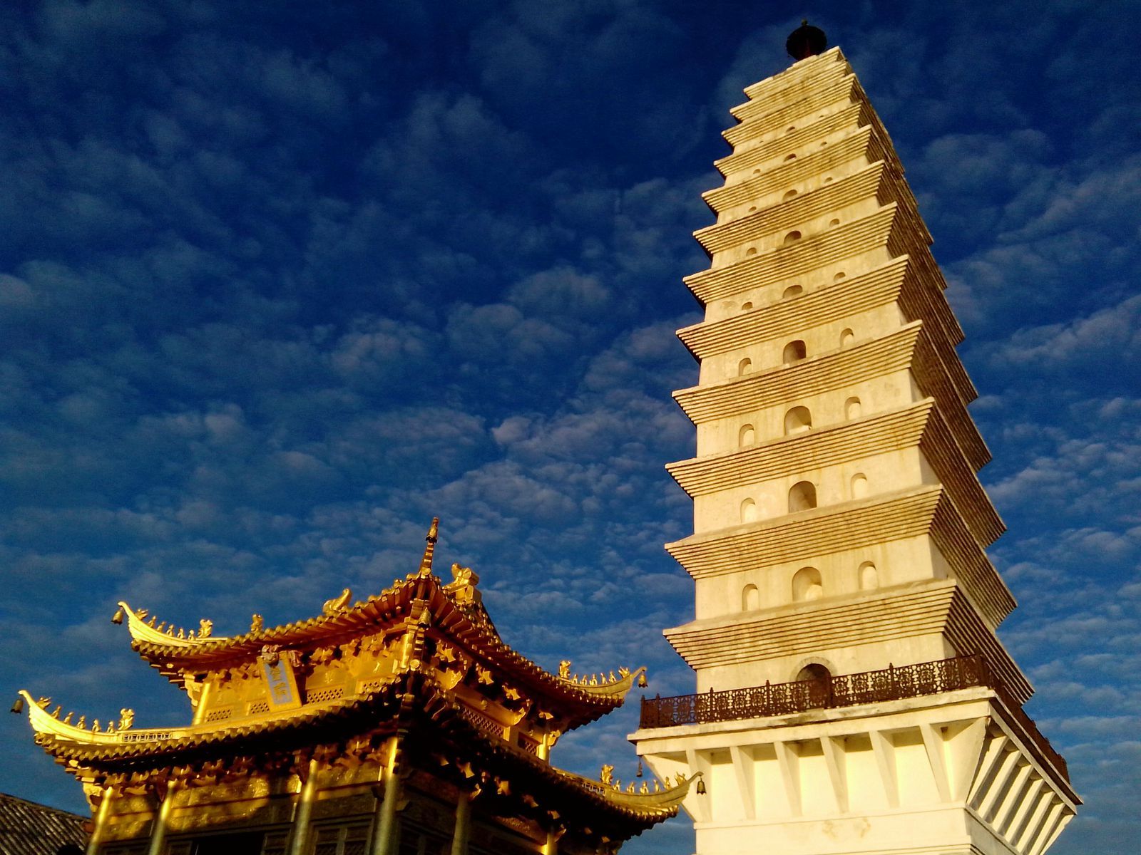 我的故乡彝族,我的故乡云南原唱