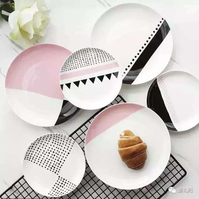 新郎变身奥特曼,婚礼上新郎扮奥特曼