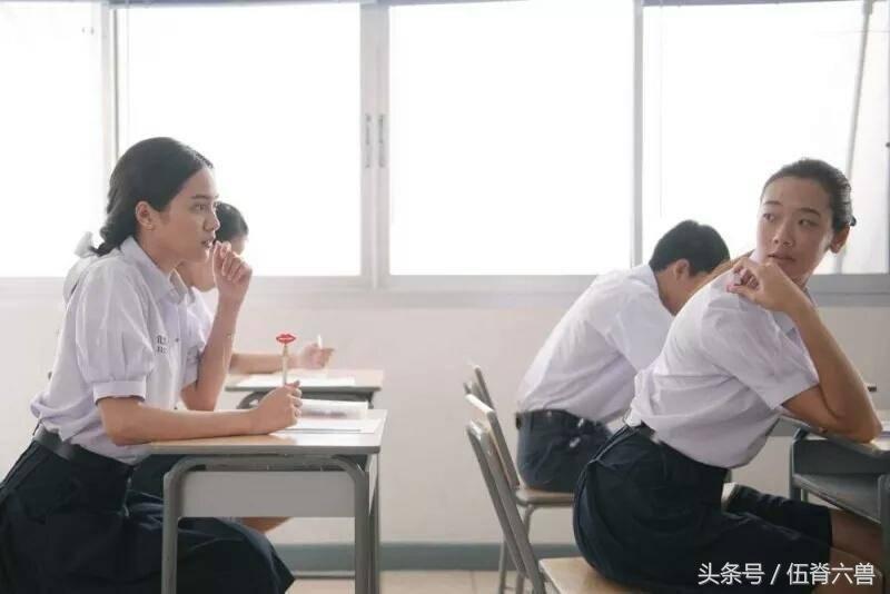 《天才枪手》：一本正经反讽，本年度最具话题性泰影