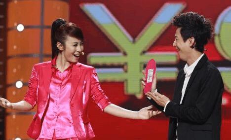 马丽都拍过什么电影就百亿票房了,靠两部电影成为100亿影帝