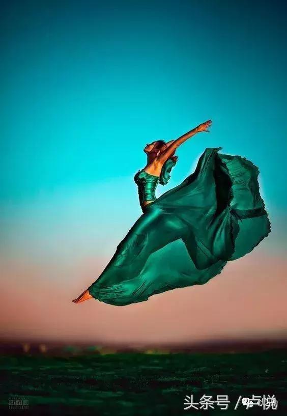 性格内向的人怎么才能变得外向,性格内向的人是怎么变成成熟的