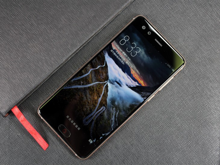 努比亚z17minis侧面照片,努比亚z17minis体验