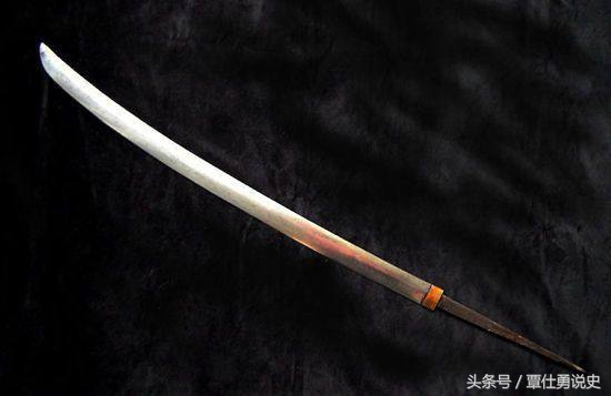 明末猛将,穿八十斤铠甲,一刀劈敌六段,中数十箭被俘,慷慨就义