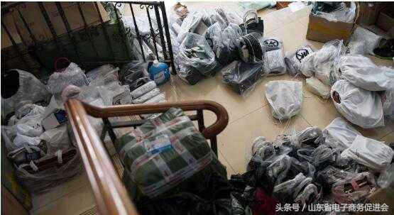 惊！“假名牌”是正品6倍多 如何识破“原单、代工厂”*局骗**……