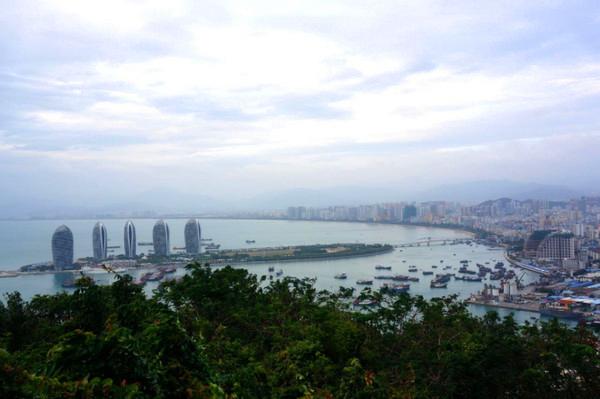 我到过许多地方是指哪里,我去过的地方皆是你看过的风景