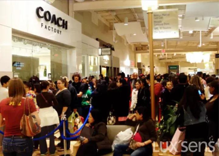 outlets卖的是正品吗,outlets店内的东西是正品吗