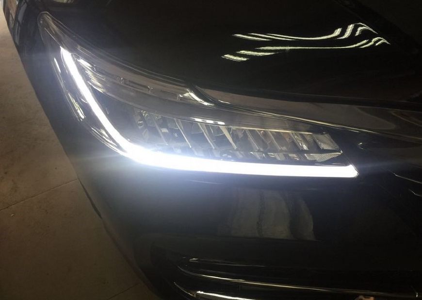 2.0l雅阁够用吗,雅阁羽翼大灯怎么改