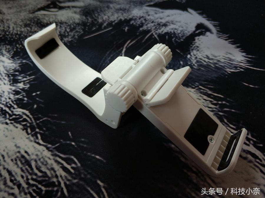 莱仕达天弓手柄,莱仕达天弓pro手柄怎么连手机