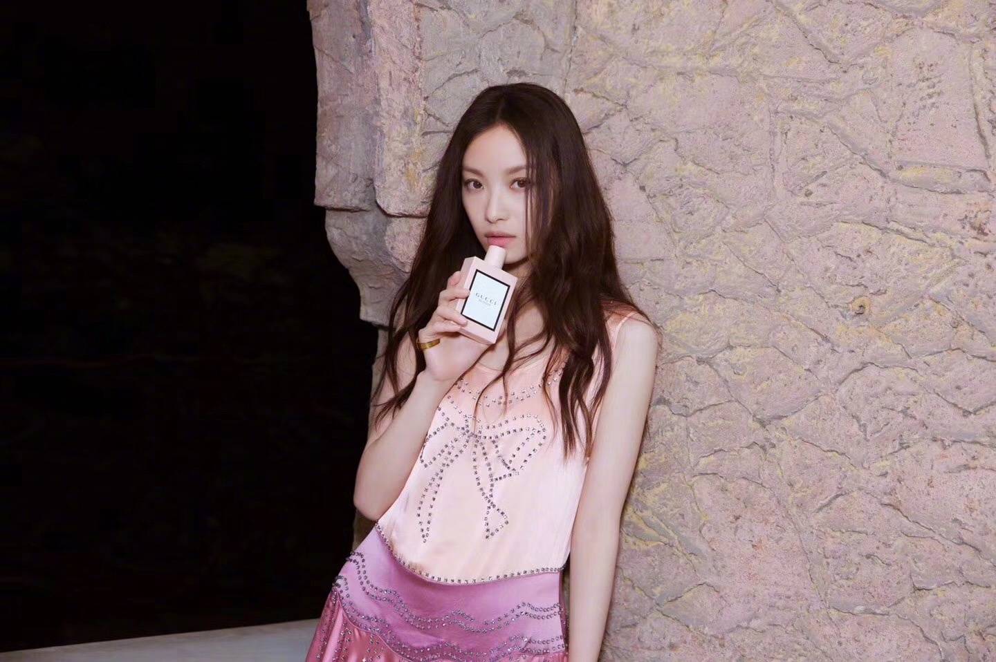 gucci最新款倪妮广告款,倪妮代言gucci穿搭