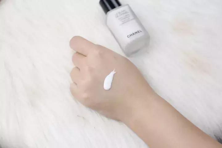 底妆测评遮瑕粉底液好用吗,底妆测评油皮