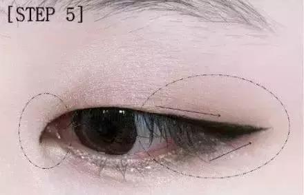 单眼皮厚眼皮推荐的眼影,适合单眼皮的大牌眼影