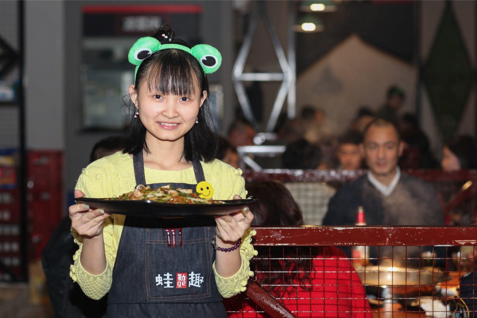 每天生意火爆的店,每天生意特别火的店