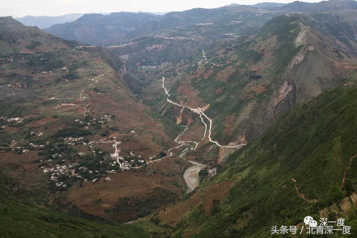 鹿晗泥坑,鹿晗在泥坑里