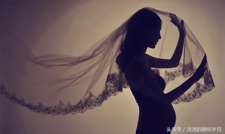 孕早期见红b超却是好的,孕初期见红医生说要卧床