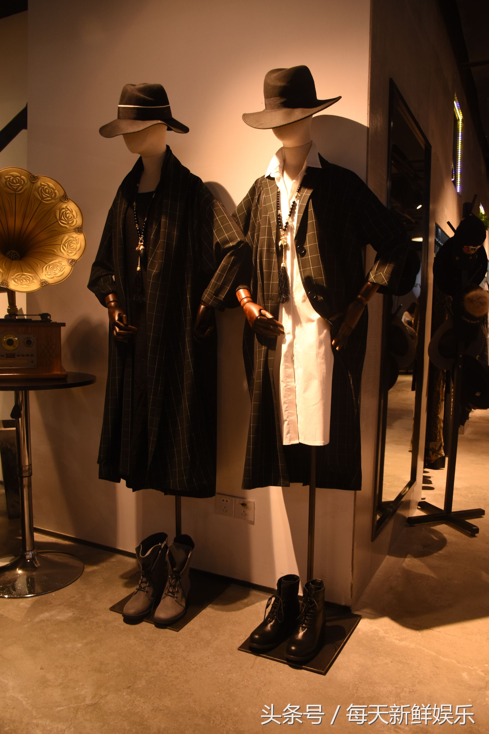 鍒橀洴hm姣涜。,鍒橀洴宸撮粠鏃惰鍛ㄦ児浜夎