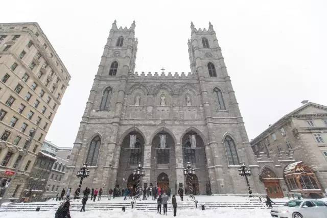 荒野猎人小李子和土著人,荒野猎人小李子救印第安女人