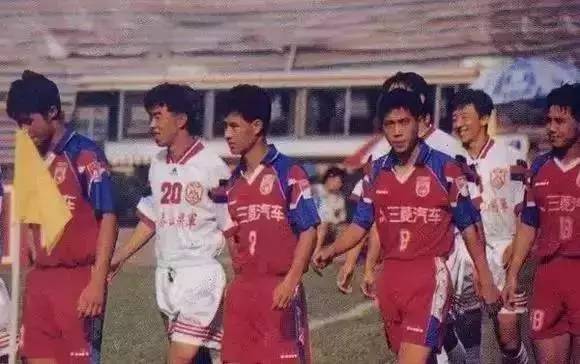 你不知道的足球故事,广州队球迷球衣