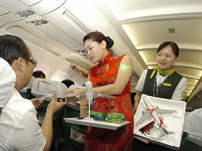 坐飞机真的省钱吗,1000元免费坐飞机靠谱吗