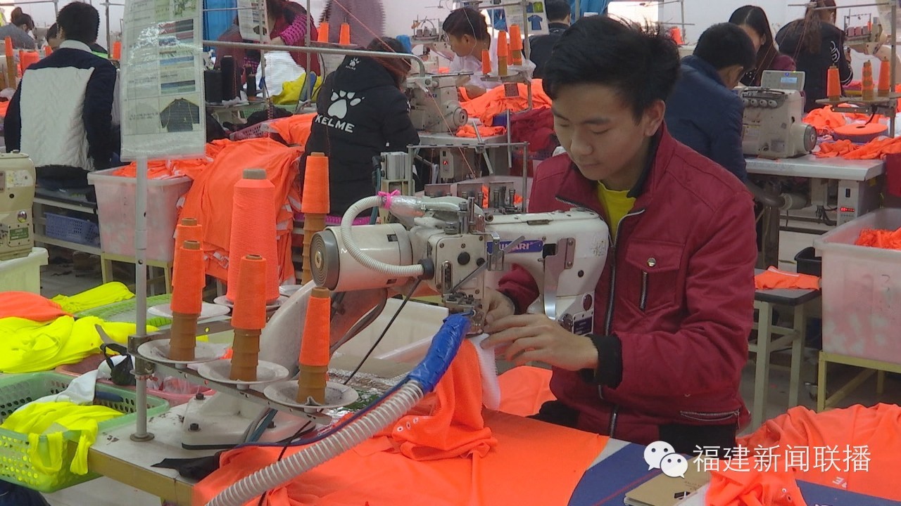 穿上这双鞋让你跑得更快,穿上这双鞋跑得比汽车还快