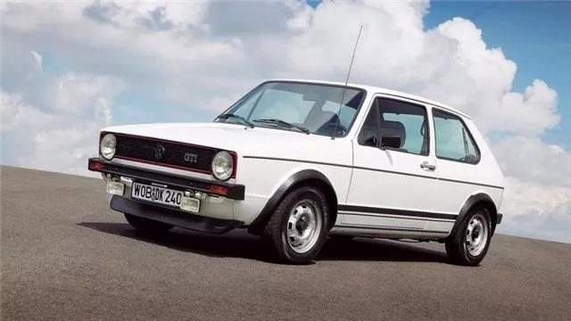 在陪你疯狂陪你老的日子里，怎么可以没有一台高尔夫？