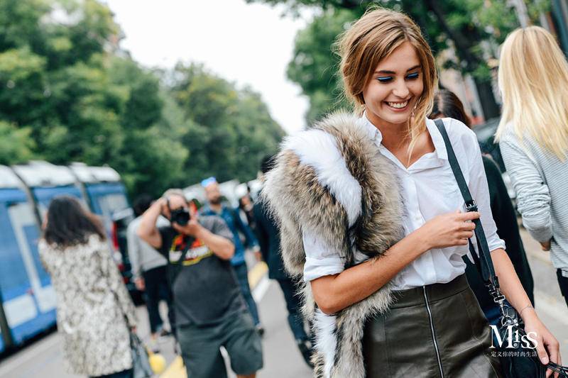 没有男朋友要有保暖的外套,天冷了来选一件温暖皮草