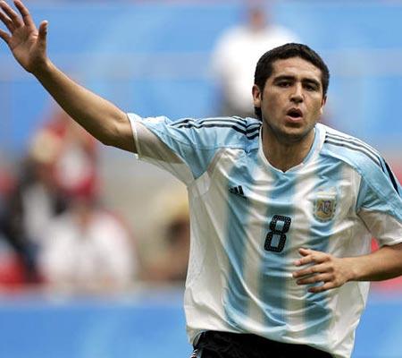 吹梅西的球员教练,吹梅西的名宿语录