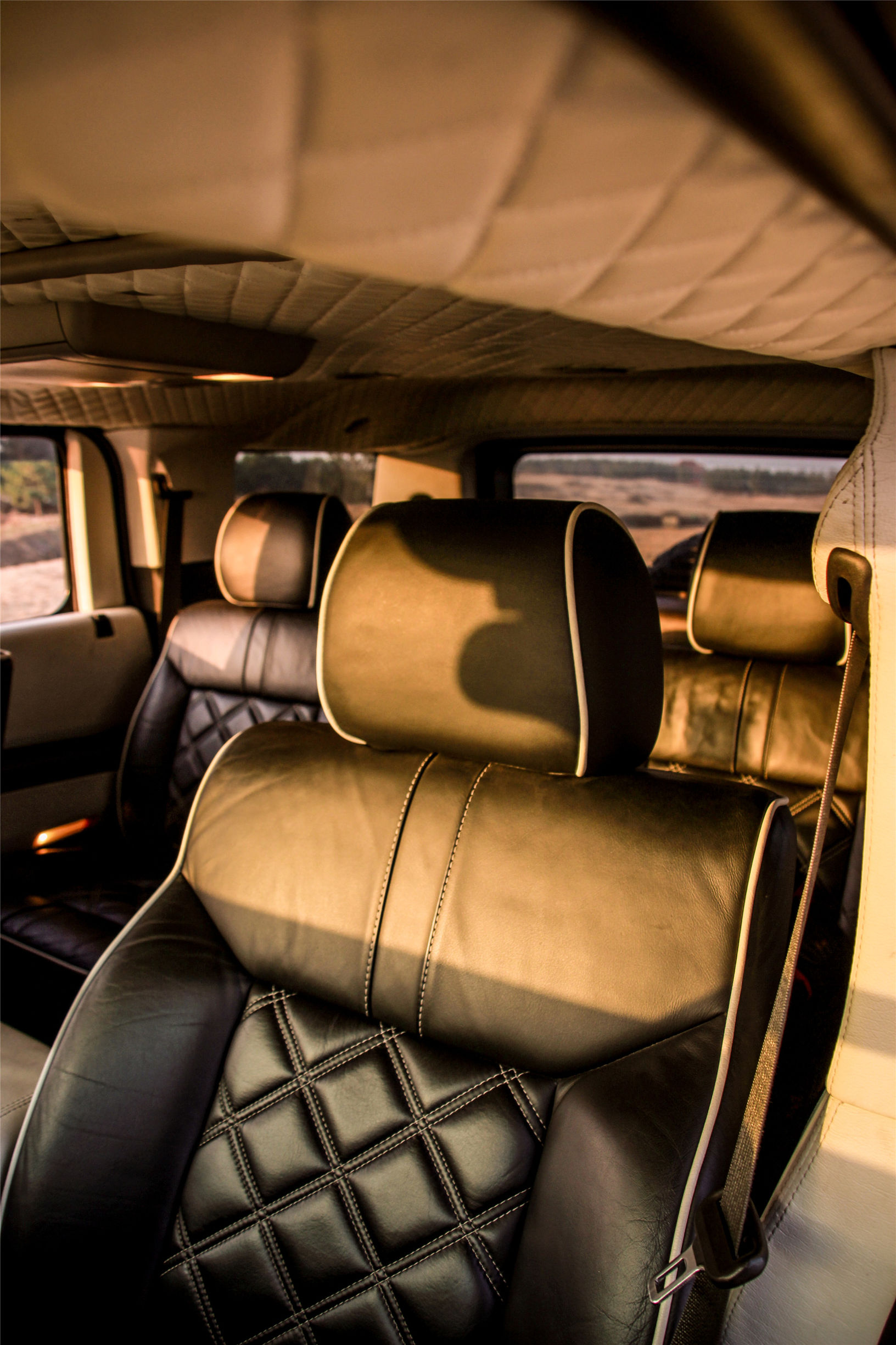 悍马h2顶级改装能上路吗,超豪华改装悍马h2越野suv