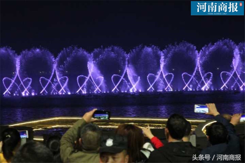 郑州音乐喷泉效果图,郑州双鹤湖音乐喷泉