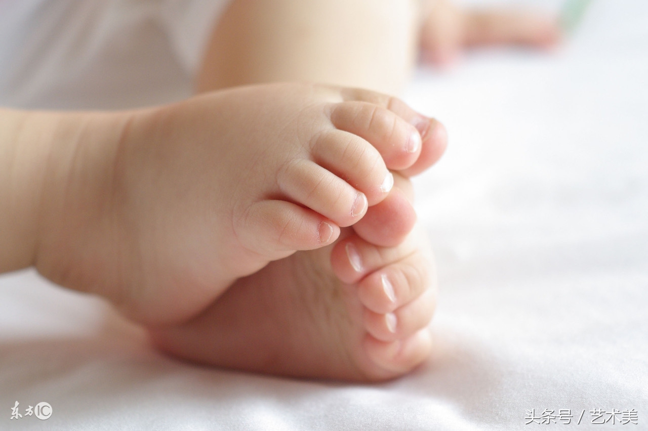 脚后跟疼警惕癌症脚后跟酸胀,脚后跟疼是什么原因引起的怎么治