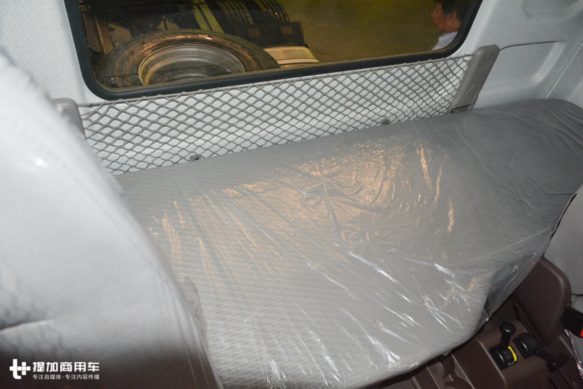 新款乘龙h5v牵引车报价,中长途重卡