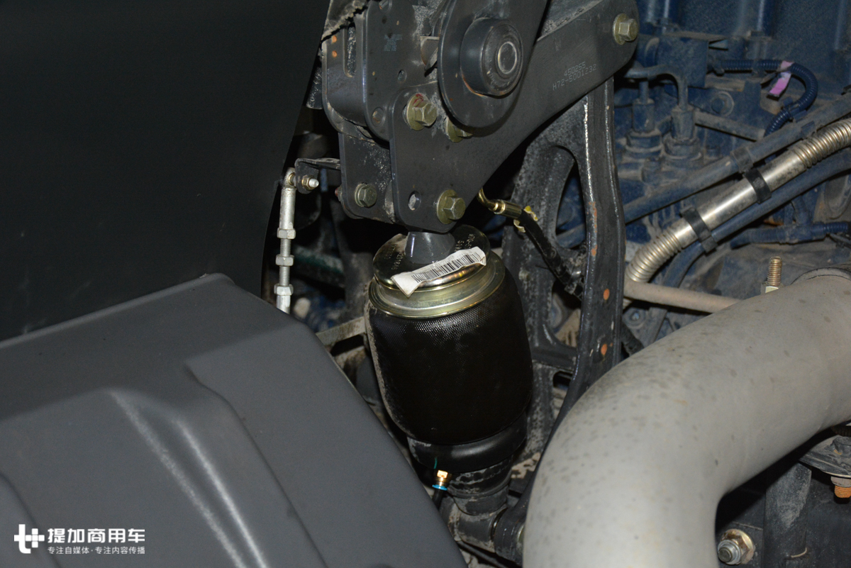 新款乘龙h5v牵引车报价,中长途重卡