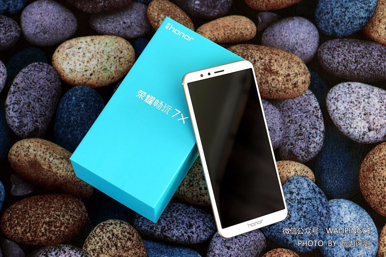 荣耀畅玩7x全面屏手势操作,荣耀畅玩7x屏幕显示效果怎样