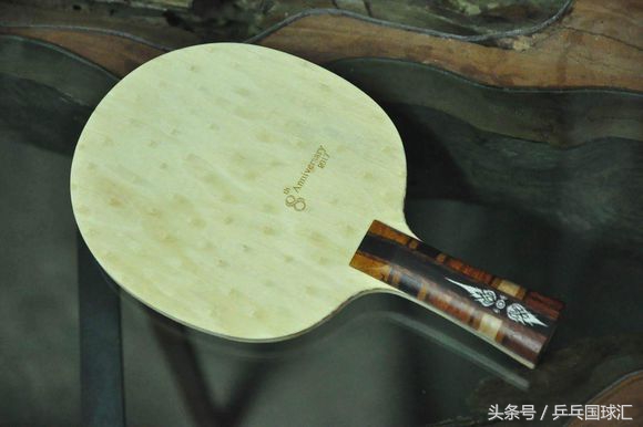 乒乓装备:球板的柄形你知道多少种?