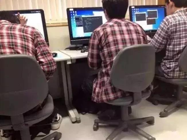 年薪百万的程序员北京住哪里,在北京月入过万程序员