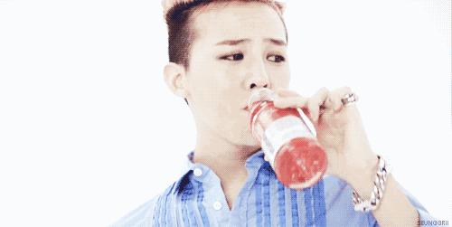 足球中怎么补水,足球运动喝水的正确方法