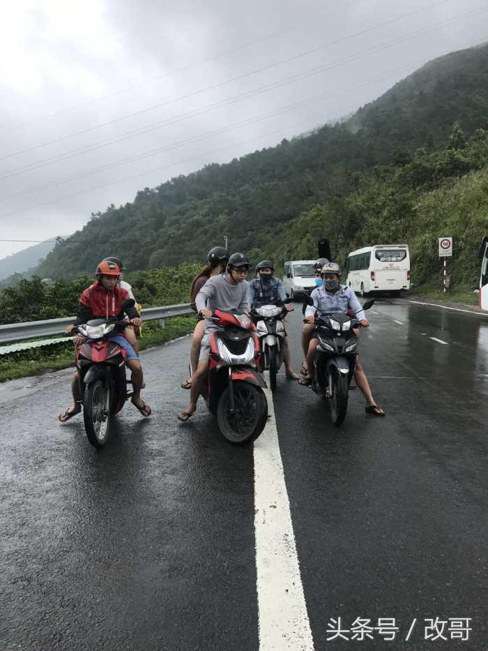 金秋十月，直飞岘港，宝华国旅邀你遇见越南最美的山海天