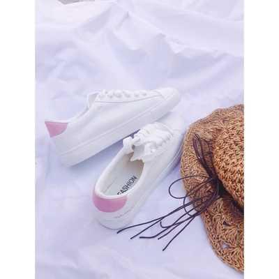 女生需要哪些基础款鞋子,女生需要哪些基础款衣服