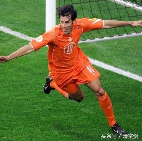 捷克足球黄金一代 (足球黄金一代都有哪些球员)