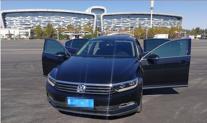 迈腾380尊贵哪里有现车,迈腾380尊贵版车展