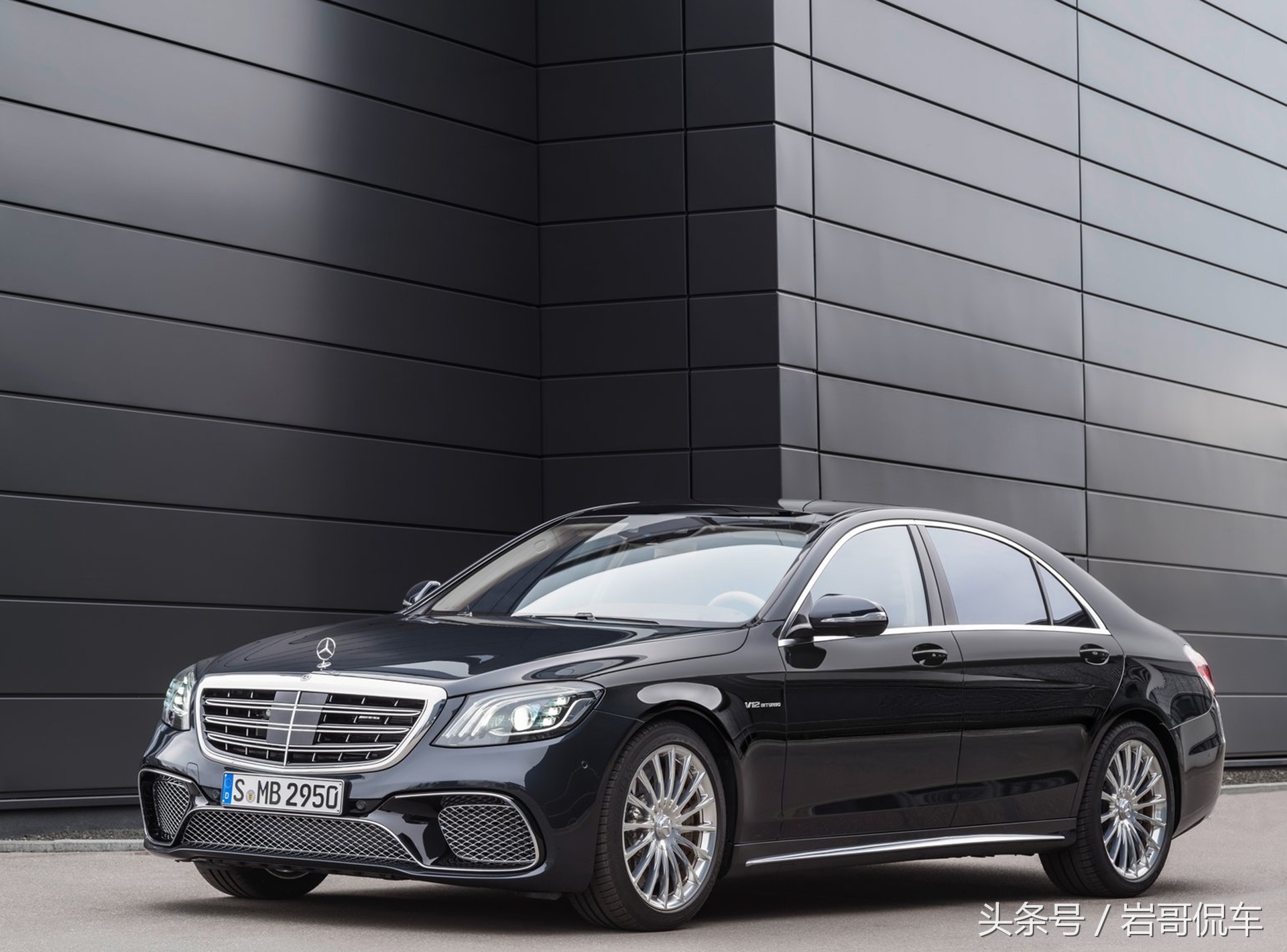 俗话说，穷人打蜡，富人镀晶，车漆美容也能看出贫富差距