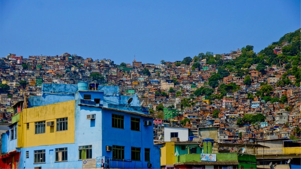 达哈维贫民窟亚州最大贫民窟,巴西洛西尼亚贫民窟