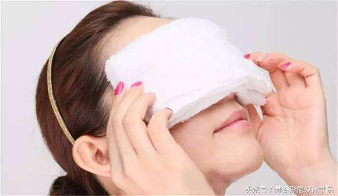 治眼袋三个小妙招快速去眼袋,眼睛怎么才能有效的去除眼袋