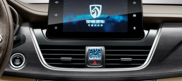 10万元的宝骏730,17款宝骏730最高配功能介绍