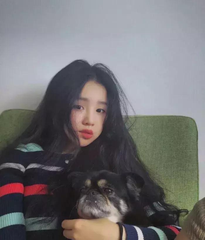 刘海图片女显脸小,有刘海扎发显脸小