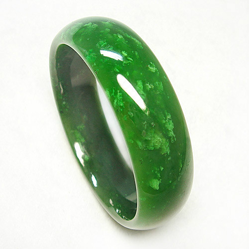 碧玉手镯价格多少,如何挑选和田玉碧玉手镯的好坏